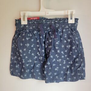 NWT Gap Kids Girls Shorts Denim Floral Design M 7/8